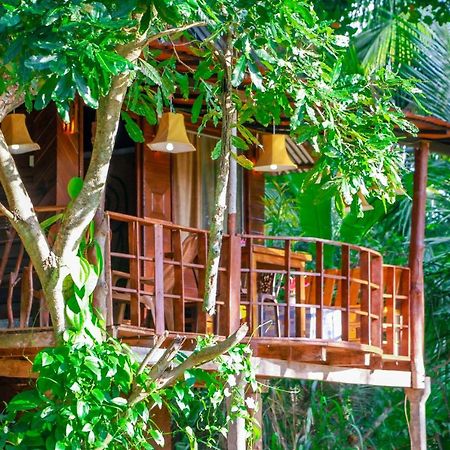 Experience The Comforts Of An Amazing Treehouse Sigiriya Luaran gambar