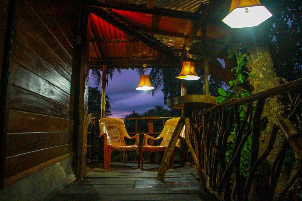 Experience The Comforts Of An Amazing Treehouse Sigiriya Luaran gambar