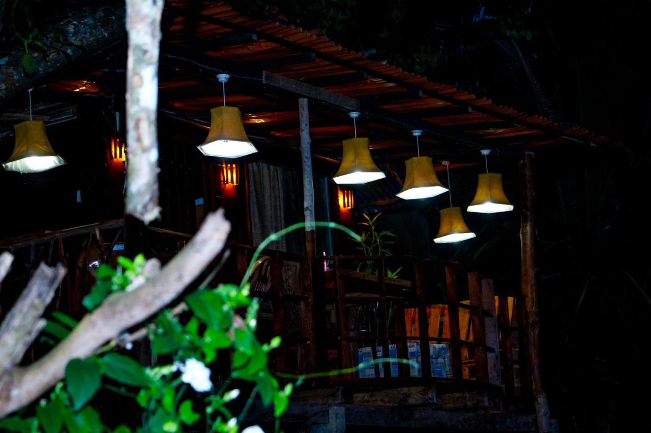 Experience The Comforts Of An Amazing Treehouse Sigiriya Luaran gambar